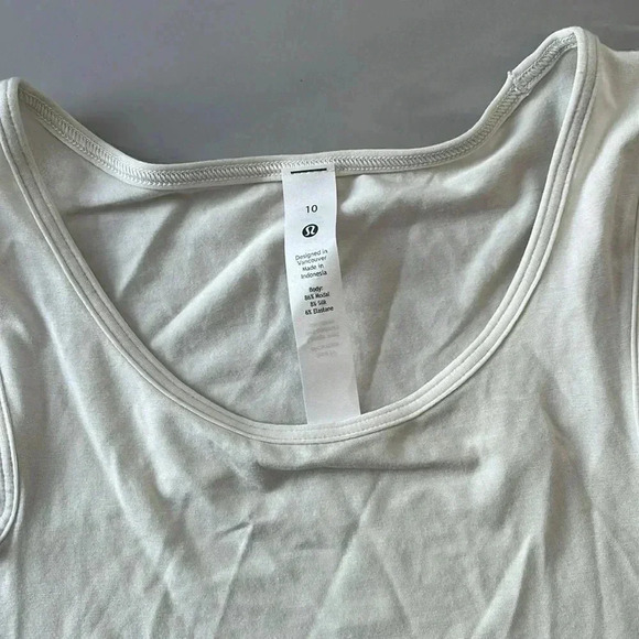 Lululemon I 10 - Picture 3 of 12
